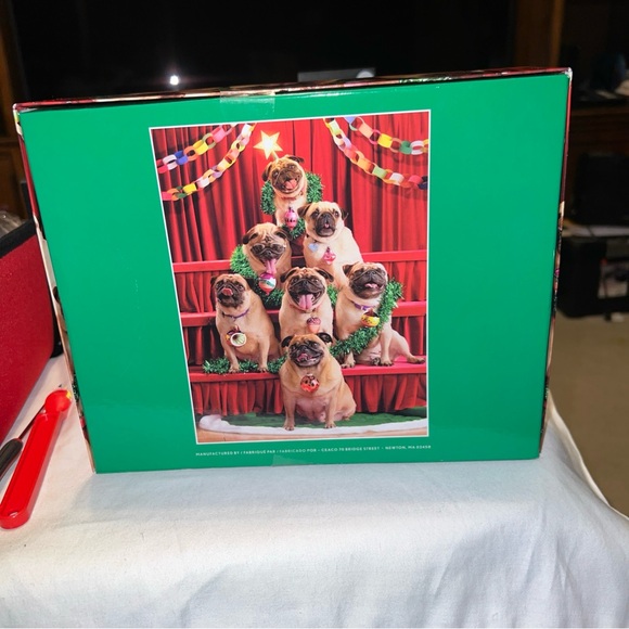 Merry Pug-Mas Christmas Holiday 300 Oversized Piece Jigsaw Puzzle Pug Dogs Ceaco - Picture 8 of 16